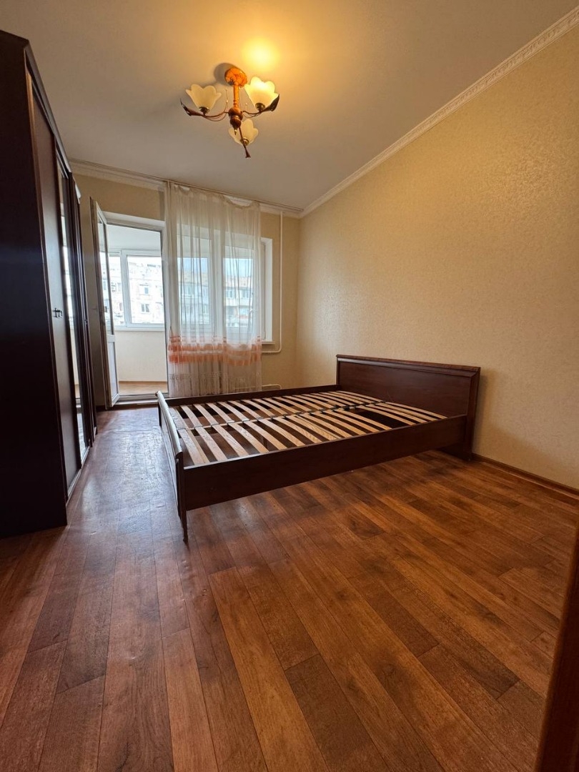 продажа трехкомнатной квартиры номер A-173941 в Киевском районе, фото номер 15